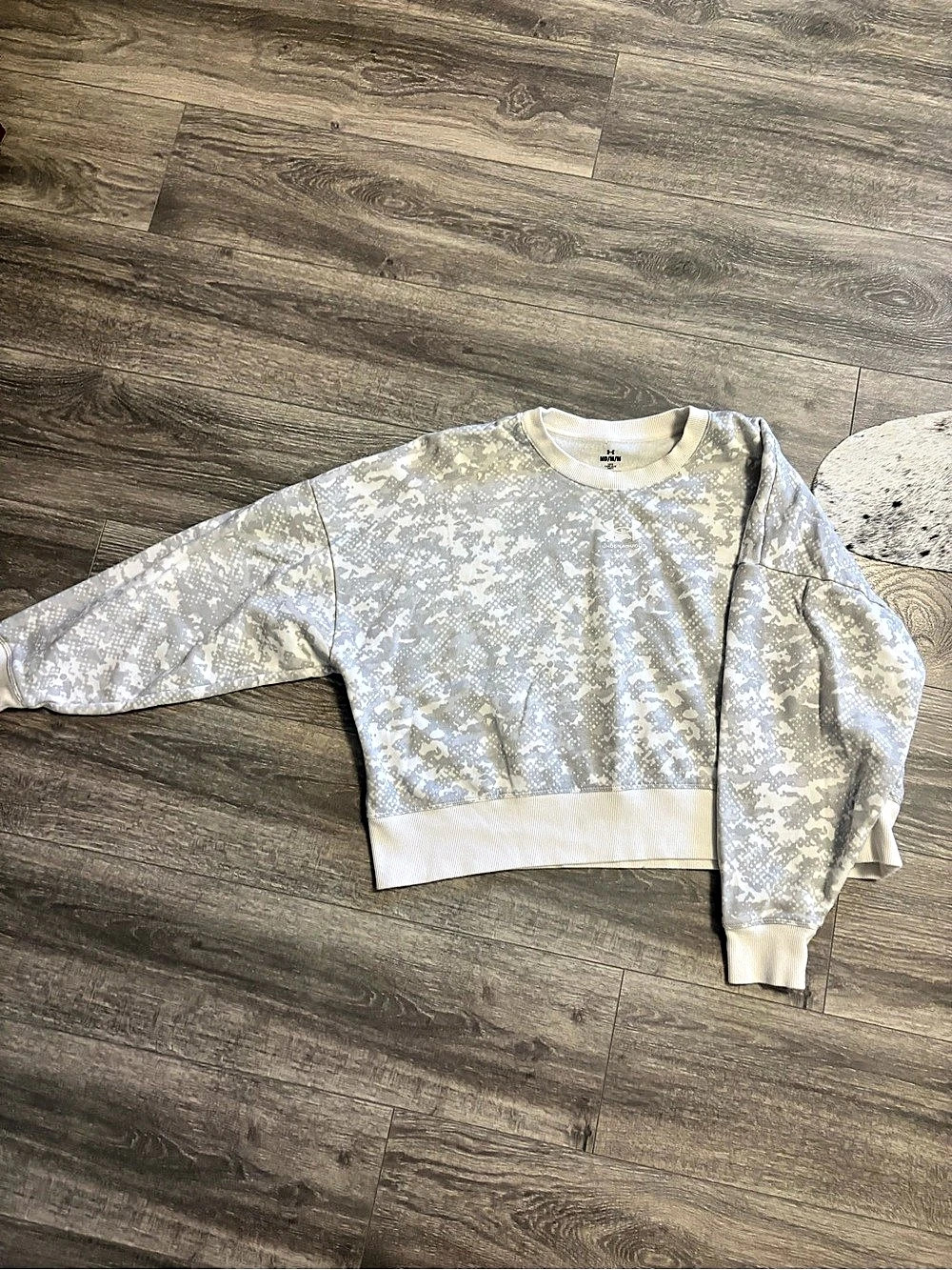 Under Armour Cropped & Oversized Crewneck